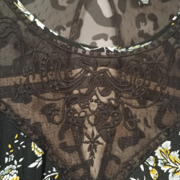 Torrid Trapeze Floral Print Dress 1x - Picture 6 of 7